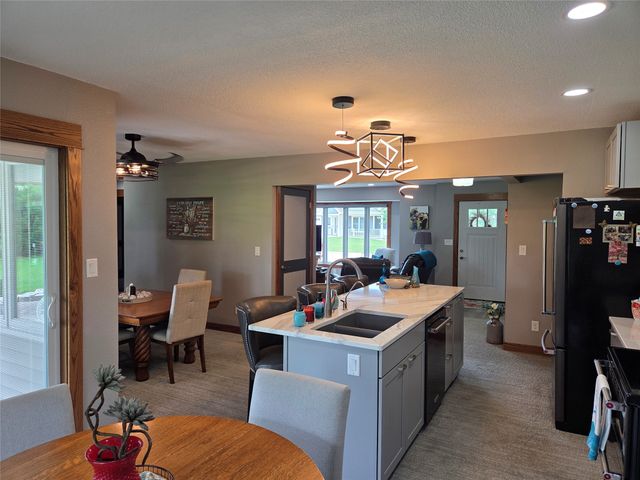 305 NW 4th Street, Greenfield, IA 50849
