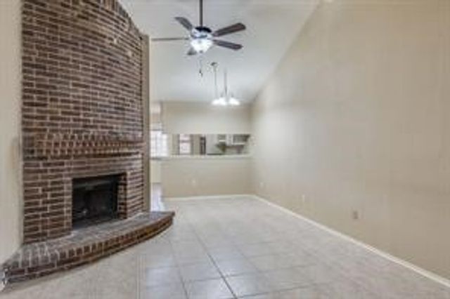 2918 Kathleen Lane, Euless, TX 76039