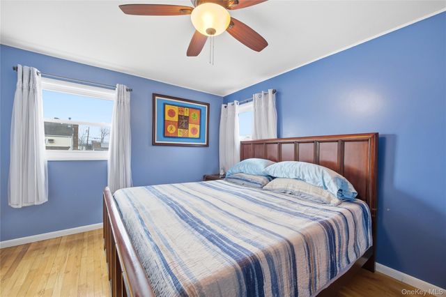 831 N Erie Avenue, Lindenhurst, NY 11757