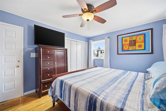 831 N Erie Avenue, Lindenhurst, NY 11757