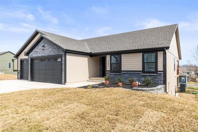 1305 N Holland Drive, Independence, MO 64056