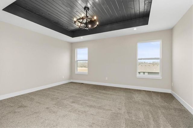 1305 N Holland Drive, Independence, MO 64056