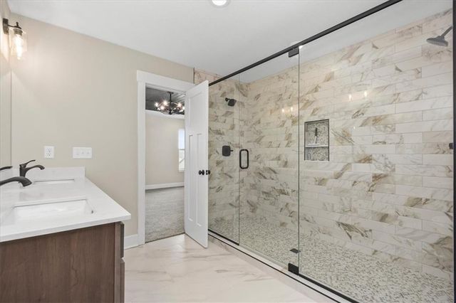 1305 N Holland Drive, Independence, MO 64056