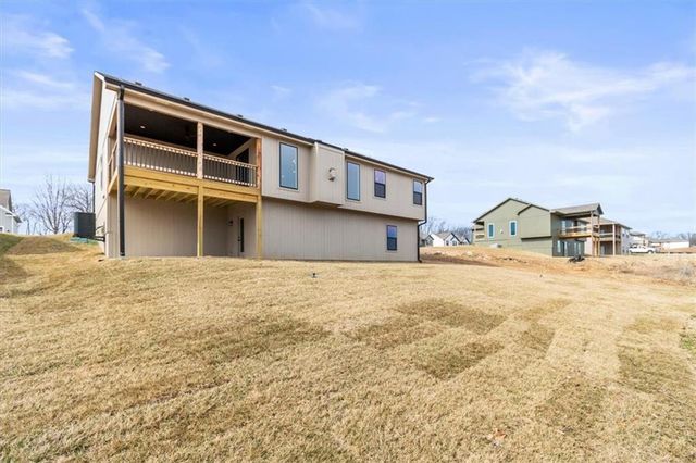 1305 N Holland Drive, Independence, MO 64056