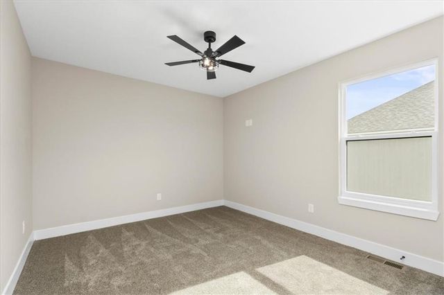 1305 N Holland Drive, Independence, MO 64056