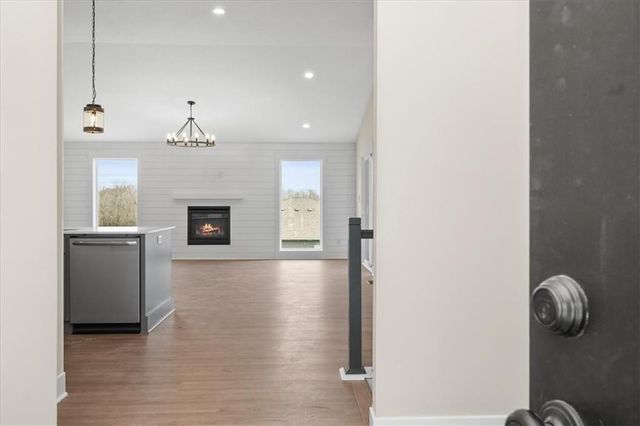 1305 N Holland Drive, Independence, MO 64056