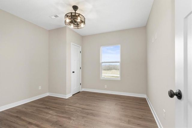 1305 N Holland Drive, Independence, MO 64056