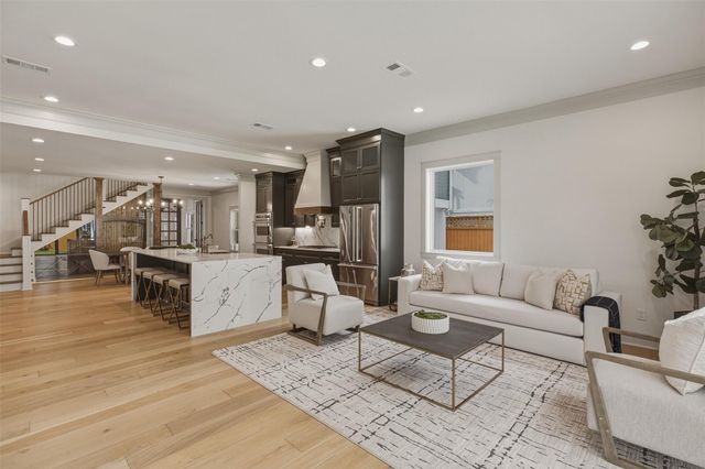 1535 Rutland Street, Houston, TX 77008