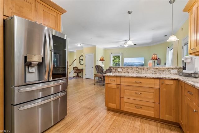 1624 Skyline DR, Norfolk, VA 23518