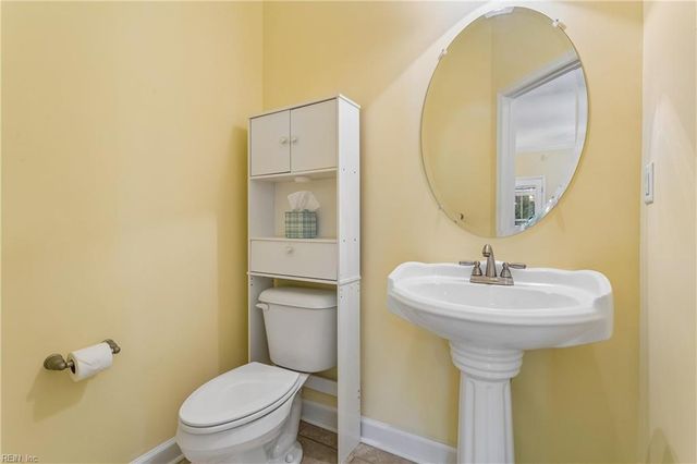 1624 Skyline DR, Norfolk, VA 23518