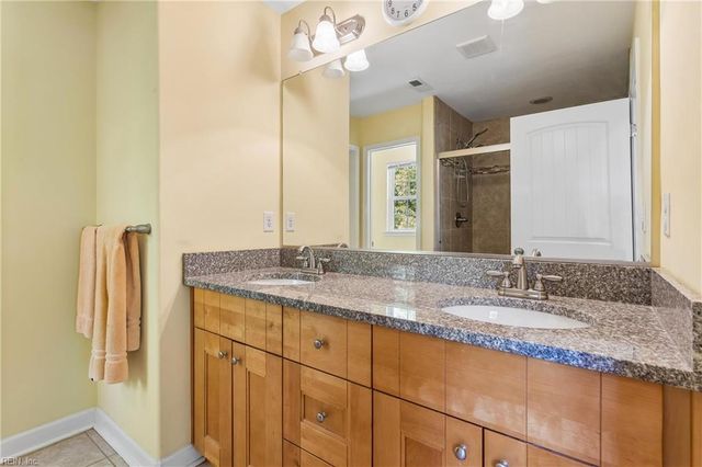 1624 Skyline DR, Norfolk, VA 23518
