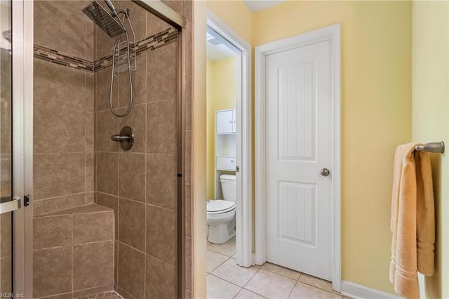 1624 Skyline DR, Norfolk, VA 23518