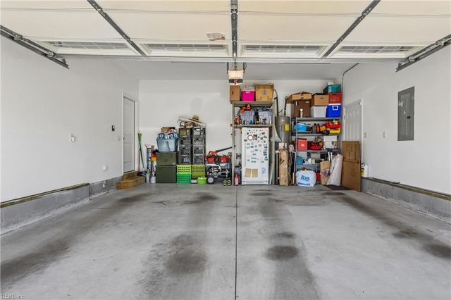 1624 Skyline DR, Norfolk, VA 23518