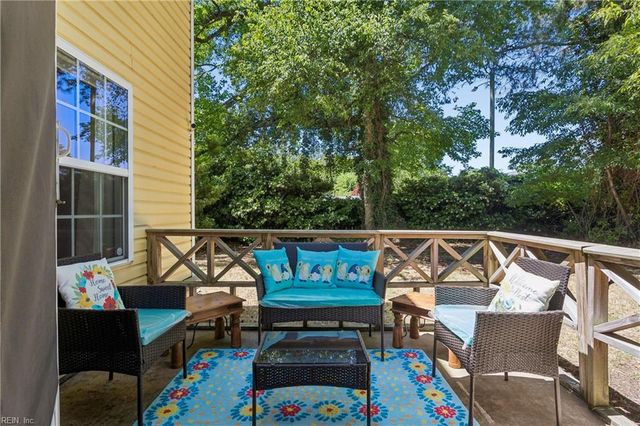 1624 Skyline DR, Norfolk, VA 23518
