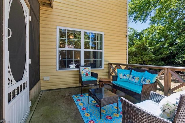 1624 Skyline DR, Norfolk, VA 23518