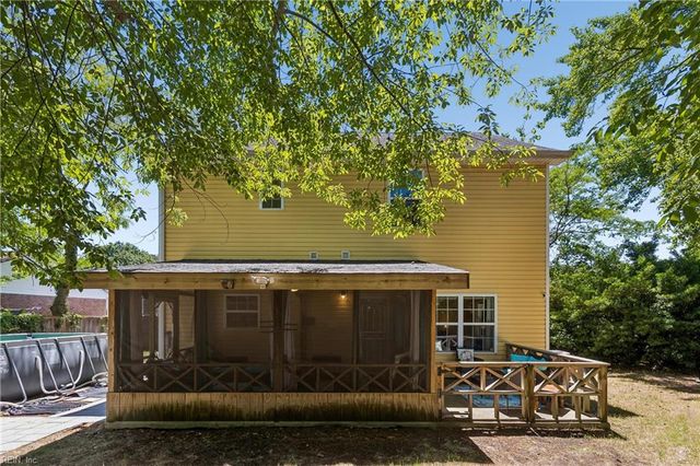 1624 Skyline DR, Norfolk, VA 23518