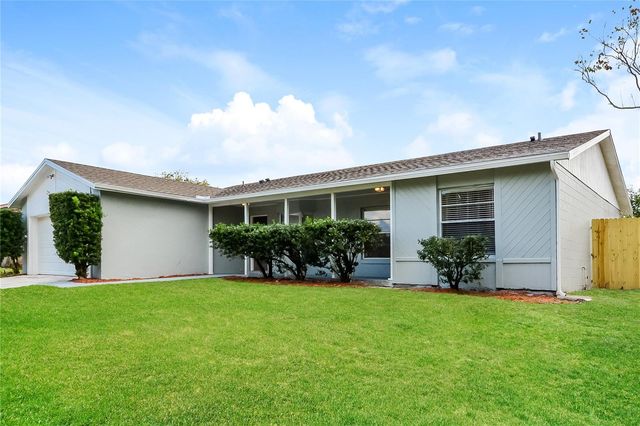 8734 BRACKENWOOD DRIVE, Orlando, FL 32829