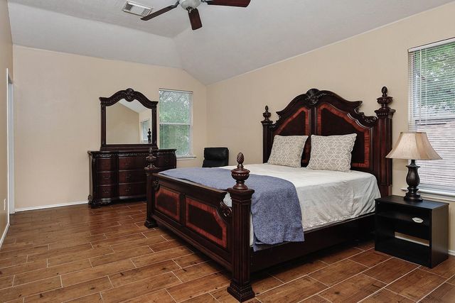 127 Hockenberry Court, The Woodlands, TX 77385