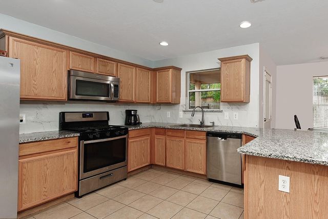 127 Hockenberry Court, The Woodlands, TX 77385