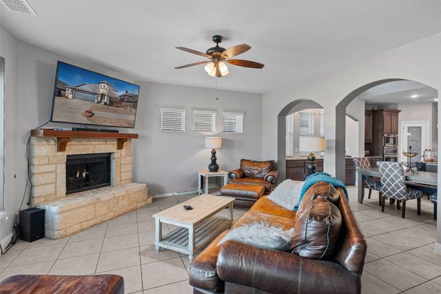 1020 Austin Drive, Godley, TX 76044