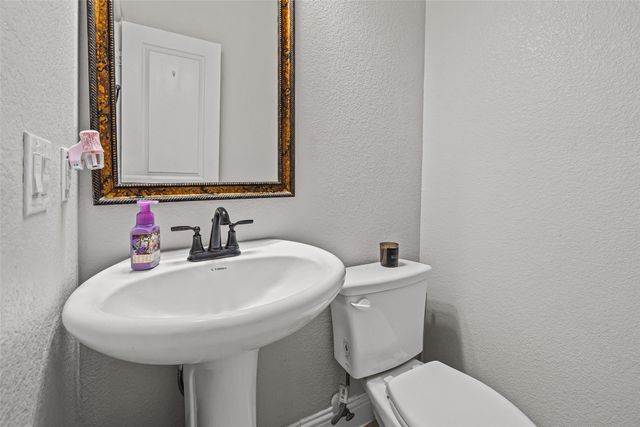 1020 Austin Drive, Godley, TX 76044