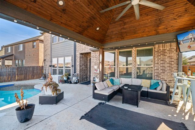 1020 Austin Drive, Godley, TX 76044