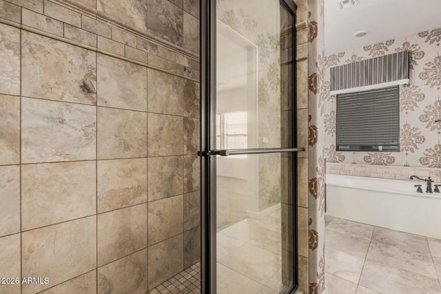 5550 N 16TH Street 114, Phoenix, AZ 85016