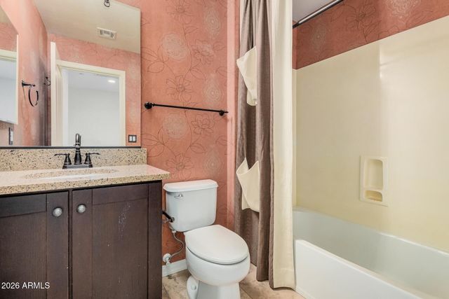 5550 N 16TH Street 114, Phoenix, AZ 85016