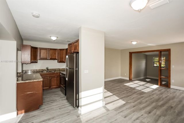 5835 SW 117th Ave, Miami, FL 33183