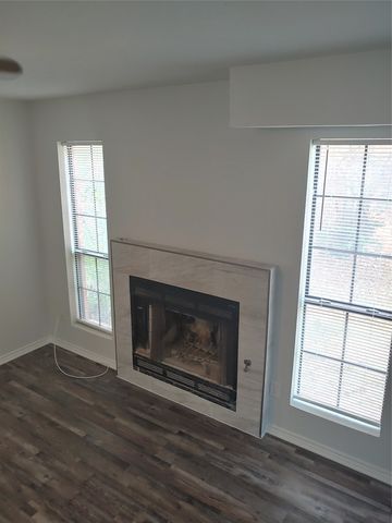 215 Lake Park Road, Lewisville, TX 75057