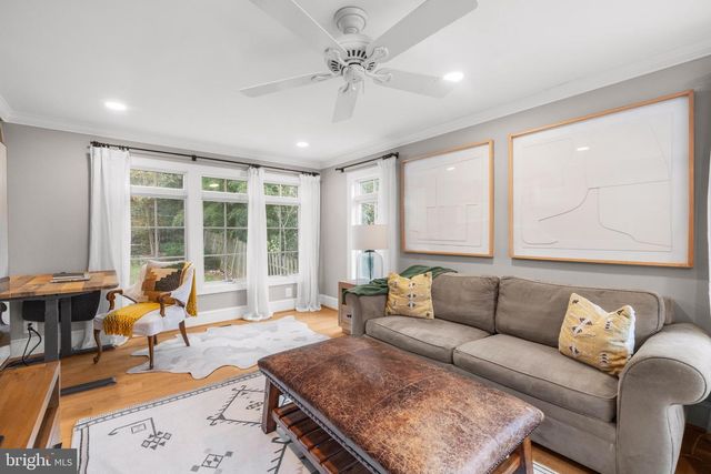 4004 ESTABROOK DR, Annandale, VA 22003