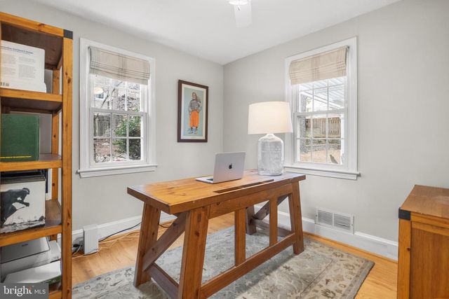 4004 ESTABROOK DR, Annandale, VA 22003