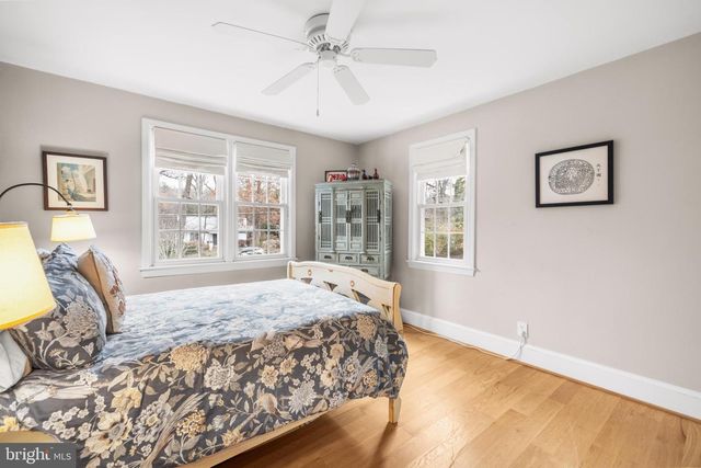 4004 ESTABROOK DR, Annandale, VA 22003