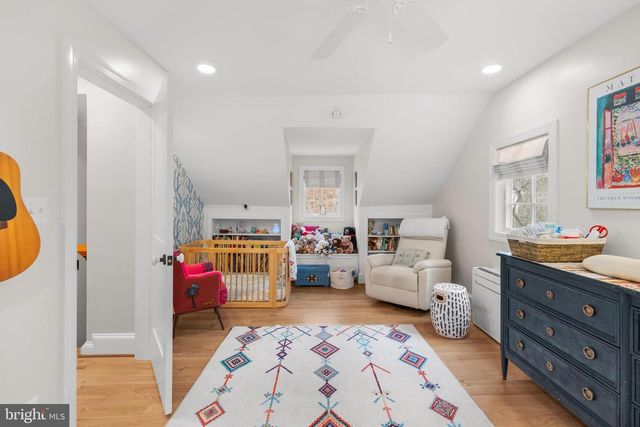 4004 ESTABROOK DR, Annandale, VA 22003