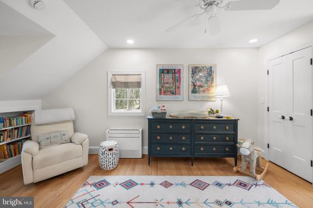 4004 ESTABROOK DR, Annandale, VA 22003