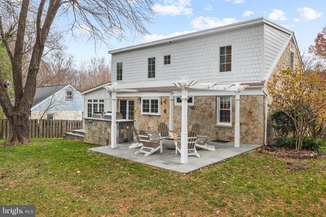 4004 ESTABROOK DR, Annandale, VA 22003