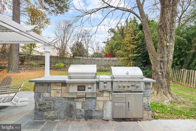 4004 ESTABROOK DR, Annandale, VA 22003