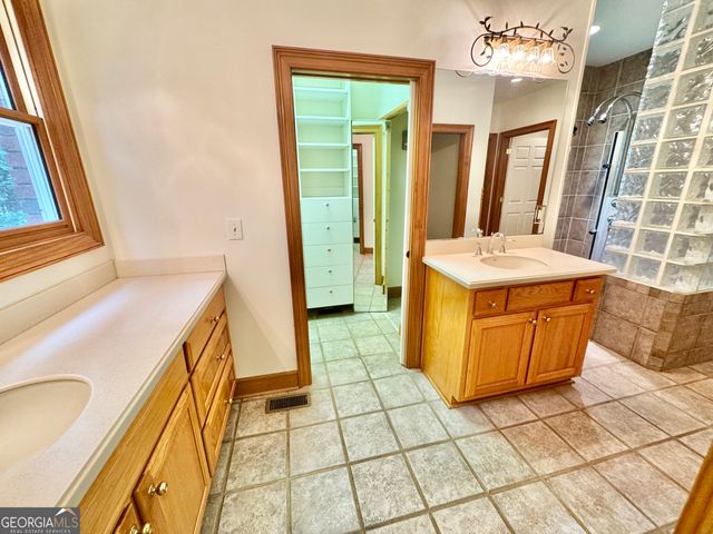 1310 Deerwood Drive, Madison, GA 30650