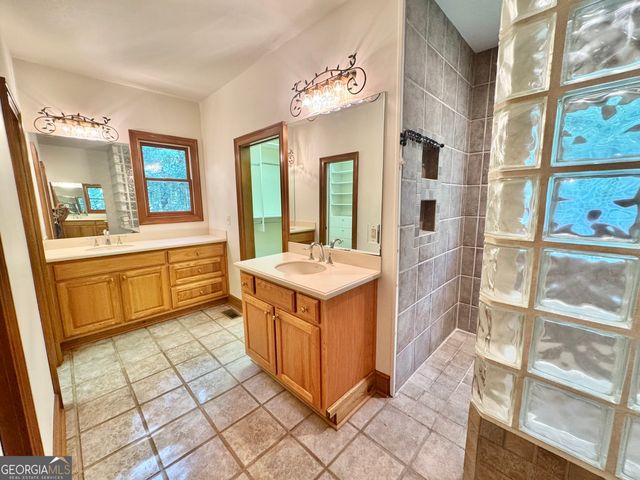 1310 Deerwood Drive, Madison, GA 30650