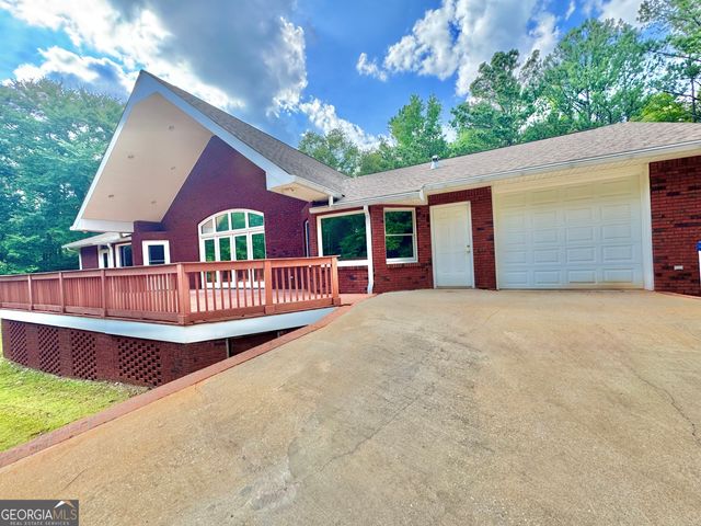 1310 Deerwood Drive, Madison, GA 30650