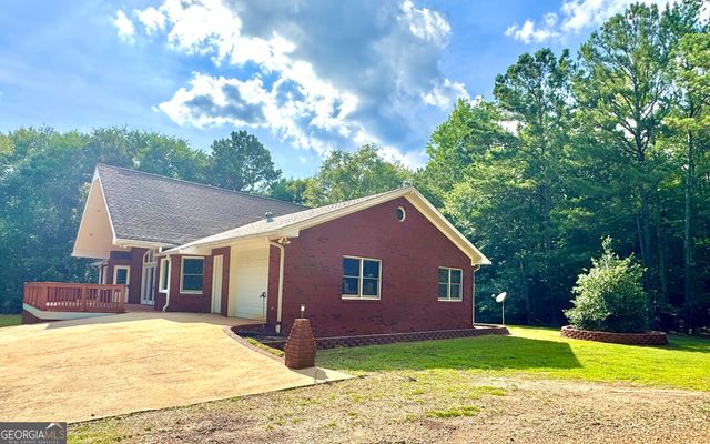 1310 Deerwood Drive, Madison, GA 30650