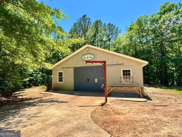 1310 Deerwood Drive, Madison, GA 30650
