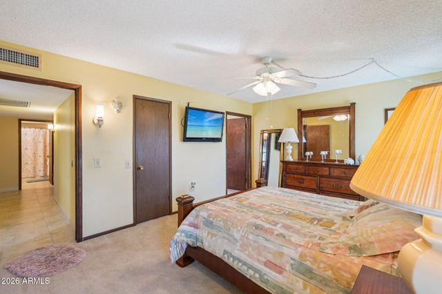 9843 W WRANGLER Drive, Sun City, AZ 85373