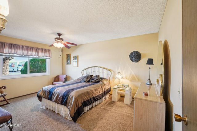 9843 W WRANGLER Drive, Sun City, AZ 85373