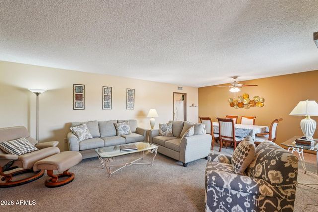 9843 W WRANGLER Drive, Sun City, AZ 85373