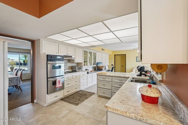 9843 W WRANGLER Drive, Sun City, AZ 85373