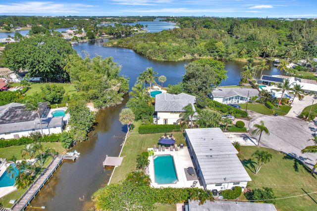 6821 Kingston Drive, Lake Worth, FL 33462