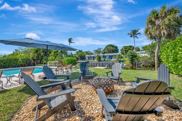 6821 Kingston Drive, Lake Worth, FL 33462