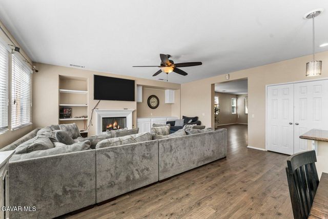 1234 Wellington Drive, Palmdale, CA 93551