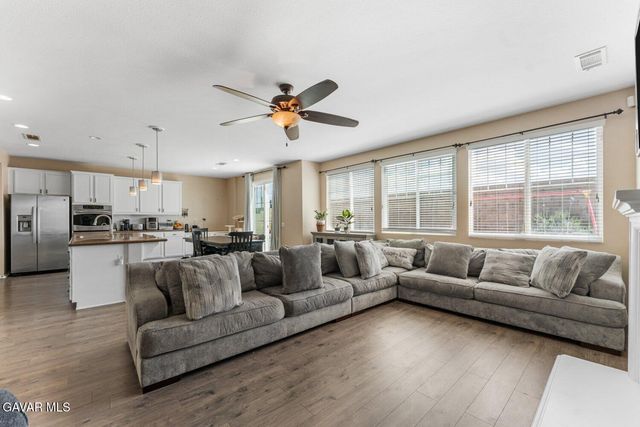 1234 Wellington Drive, Palmdale, CA 93551